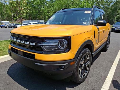 Cyber Orange Metallic Tricoat 2023 Ford Bronco Sport Outer Banks