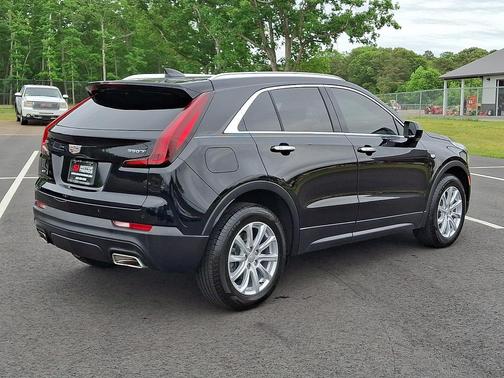Stellar Black Metallic 2023 Cadillac XT4 Luxury