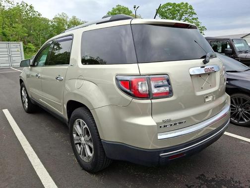 White Frost Tricoat 2016 GMC Acadia SLT-1