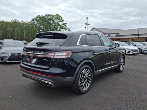 Agate Black Metallic 2019 Lincoln Nautilus Reserve