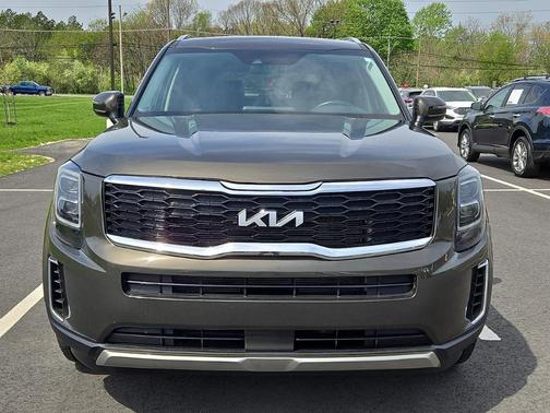 Dark Moss 2022 Kia Telluride EX
