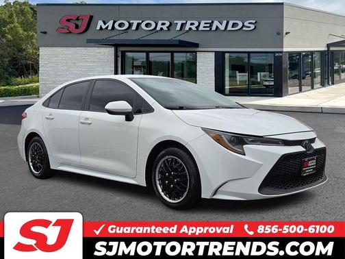 Super White 2021 Toyota Corolla LE
