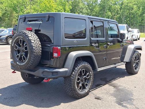 Black Clearcoat 2016 Jeep Wrangler Unlimited Rubicon