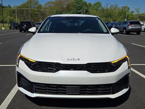 Snow White Pearl 2025 Kia K5 LXS