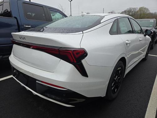 Snow White Pearl 2025 Kia K5 LXS