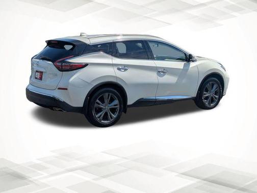 White 2019 Nissan Murano Platinum