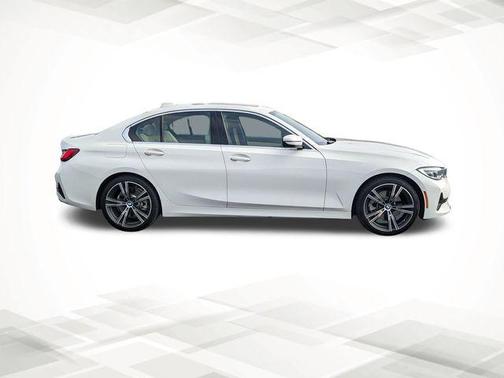 2021 BMW 330 i