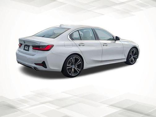 2021 BMW 330 i