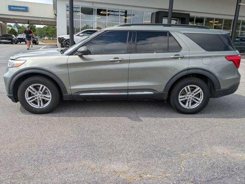 Silver Spruce Metallic 2020 Ford Explorer XLT