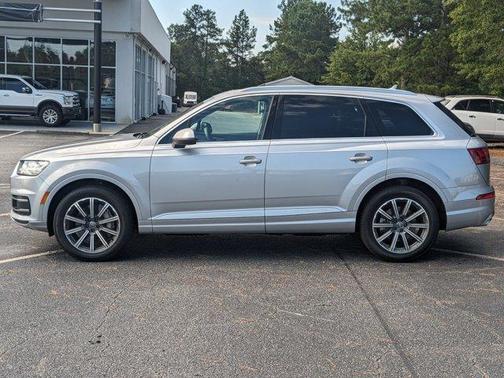 2019 Audi Q7 45 Premium Plus