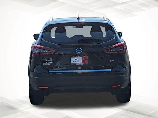 2021 Nissan Rogue Sport SV