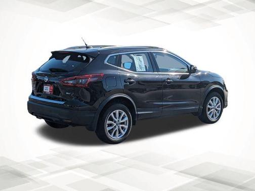 2021 Nissan Rogue Sport SV