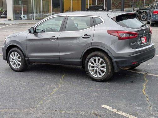 Gun Metallic 2020 Nissan Rogue Sport S