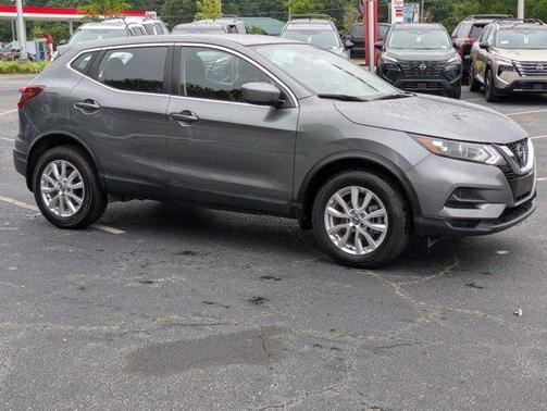 Gun Metallic 2020 Nissan Rogue Sport S