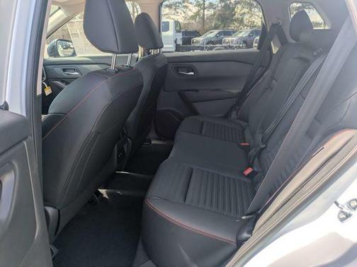 Everest White P 2026 Nissan Rogue Rock Creek