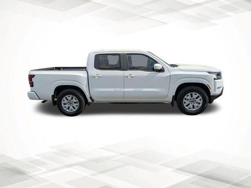 Glacier White 2024 Nissan Frontier SV