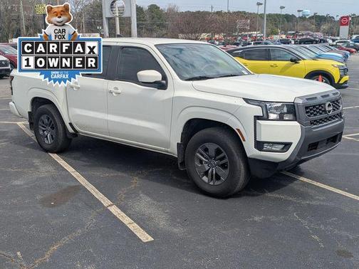 2025 Nissan Frontier SV