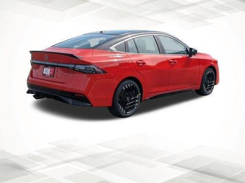 2t Emb Blk Roof 2026 Nissan Sentra SR