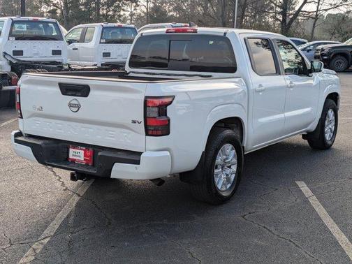 2023 Nissan Frontier SV