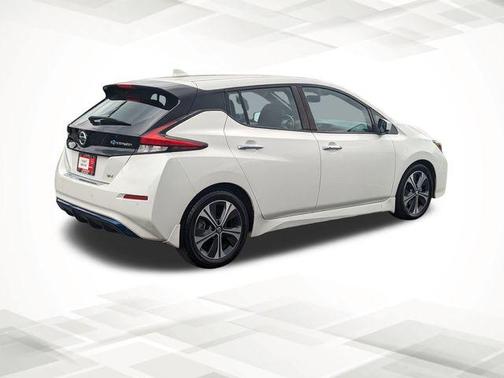 2020 Nissan Leaf SV