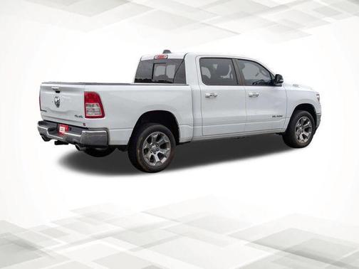 Bright White Clearcoat 2020 RAM 1500 Big Horn