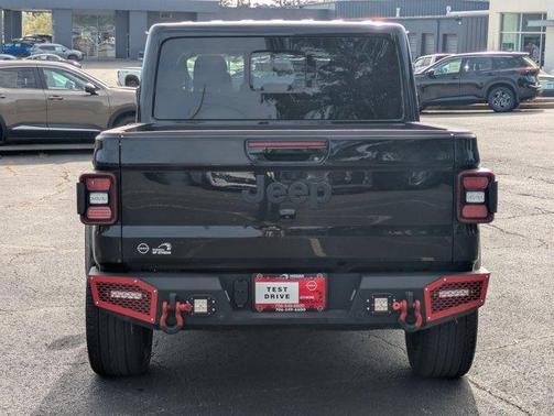 Black Clearcoat 2023 Jeep Gladiator Overland