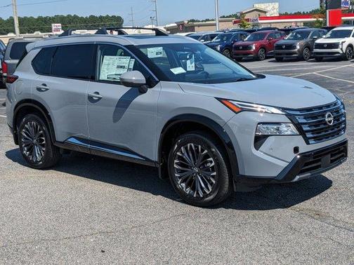 2025 Nissan Rogue Platinum