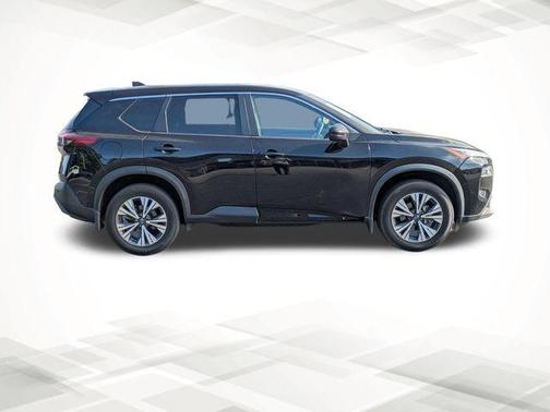 Black 2022 Nissan Rogue SV