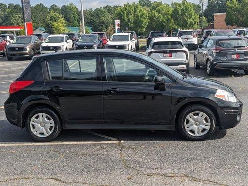 2011 Nissan Versa 1.8 S