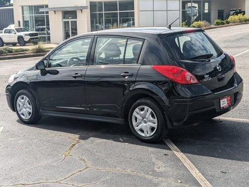 2011 Nissan Versa 1.8 S
