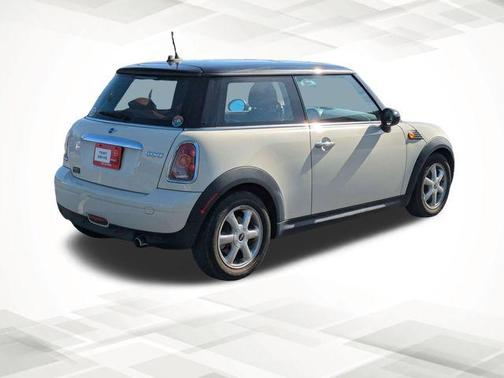 2010 MINI Cooper 