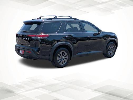 Black 2022 Nissan Pathfinder SV