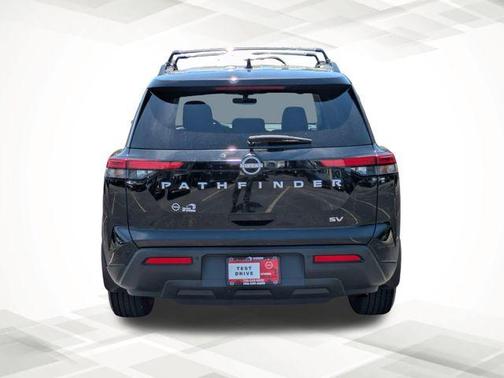 Black 2022 Nissan Pathfinder SV
