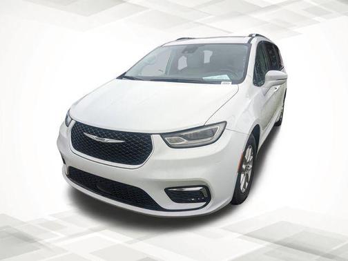 2021 Chrysler Pacifica Touring-L