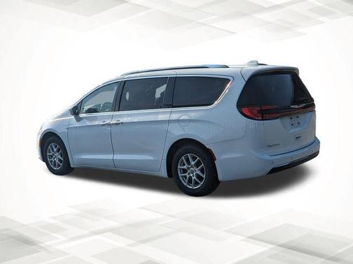 2021 Chrysler Pacifica Touring-L