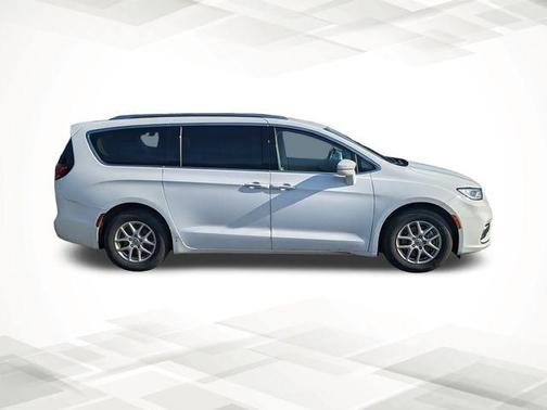 2021 Chrysler Pacifica Touring-L