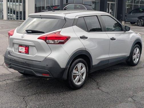 2020 Nissan Kicks S