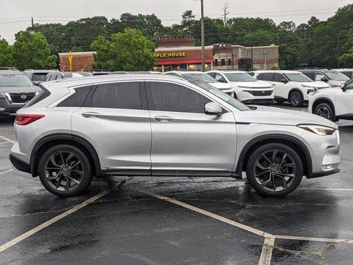 2019 INFINITI QX50 ESSENTIAL