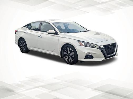 2022 Nissan Altima 2.5 SL
