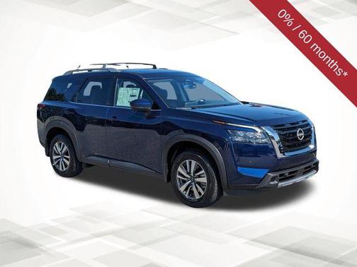 2025 Nissan Pathfinder SL