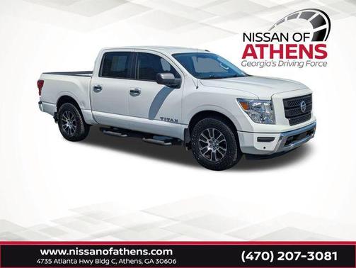 2021 Nissan Titan SV