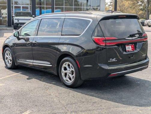 2023 Chrysler Pacifica Limited