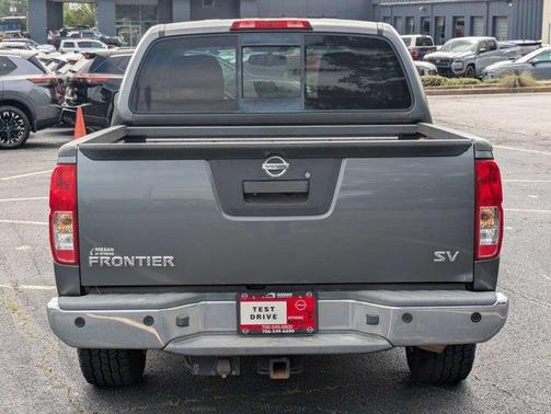 Gun Metallic 2016 Nissan Frontier SV