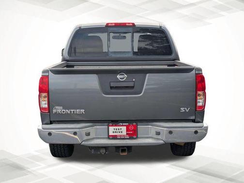 Gun Metallic 2016 Nissan Frontier SV