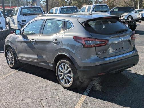 2022 Nissan Rogue Sport SV