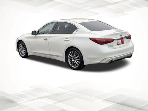 2024 INFINITI Q50 LUXE