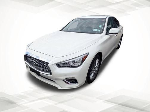 2024 INFINITI Q50 LUXE
