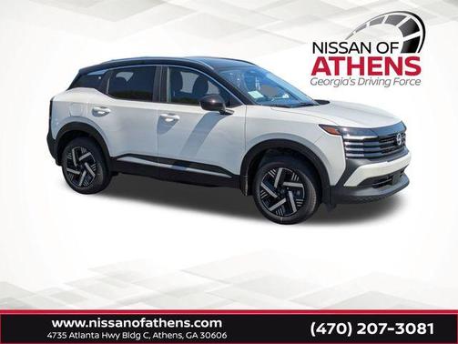 2t Wht Blk Roof 2026 Nissan Kicks SV