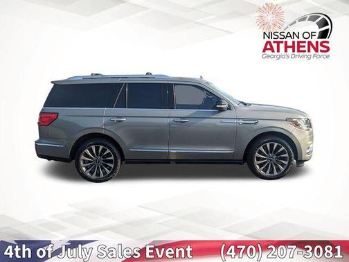 2019 Lincoln Navigator Select