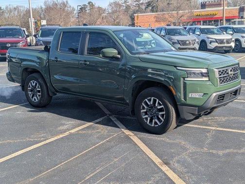 2024 Nissan Frontier SL